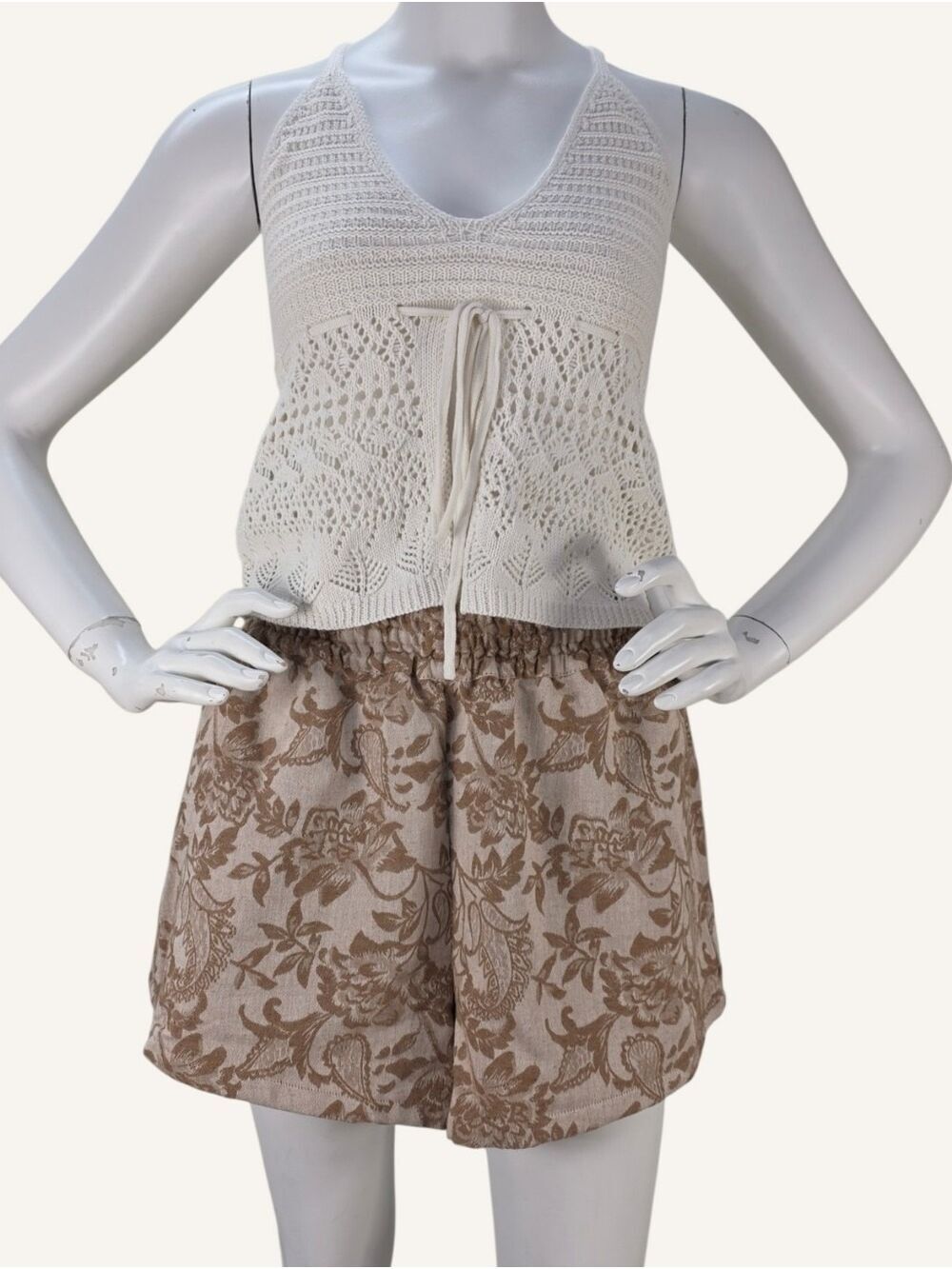 Dex Black Tape Monroe Tan Floral Cotton Pull-On Shorts XL NWT Pockets